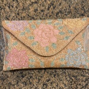 Elegant Floral Beaded Clutch